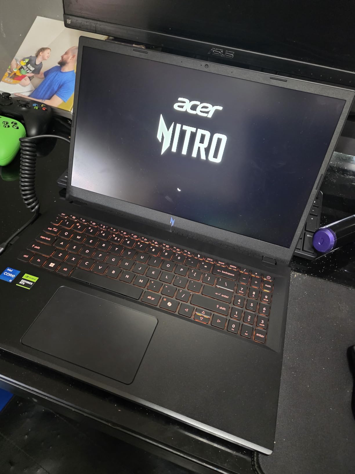 Acer Nitro V 15 RTX 5050 customer photo 2