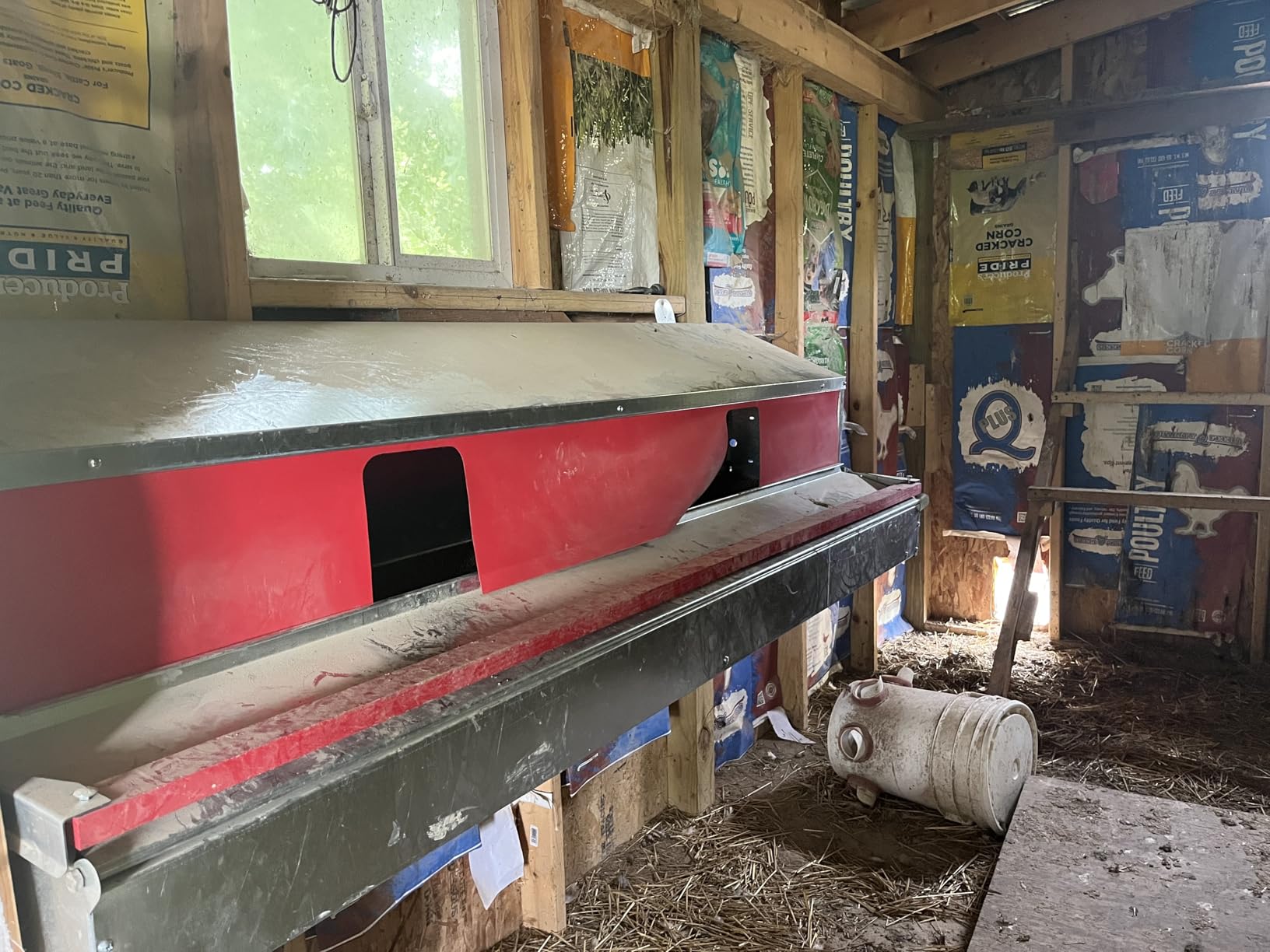HenGear Nesting Boxes for Chickens, Roll Away Laying Boxes, Nest Box, Small customer photo 2