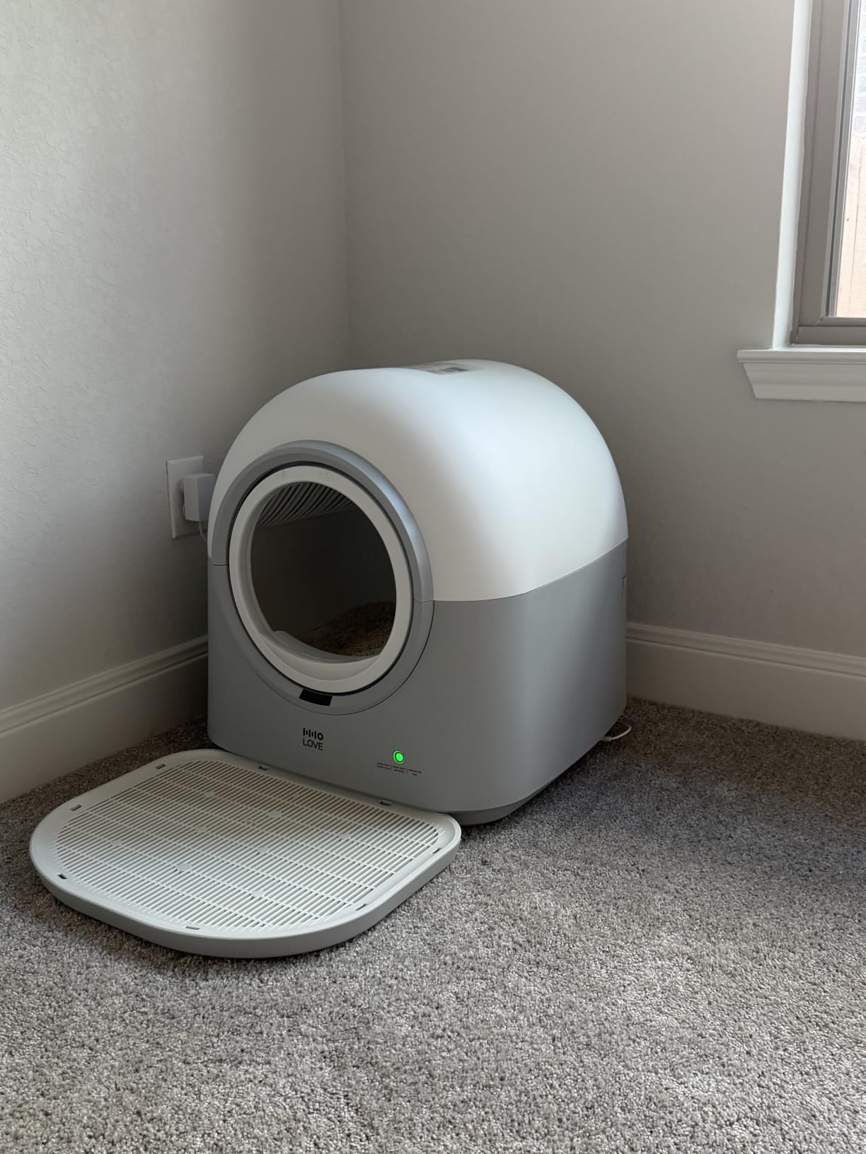 Self Cleaning Cat Litter Box Automatic HHOLOVE with 360 Safety Sensors, Odor Control, Real-Time Health & Weight Monitor, Ultra-Quiet, 60L Large Capacity for Multiple Cats, 2026 Ver. Midnight Grey customer photo 1