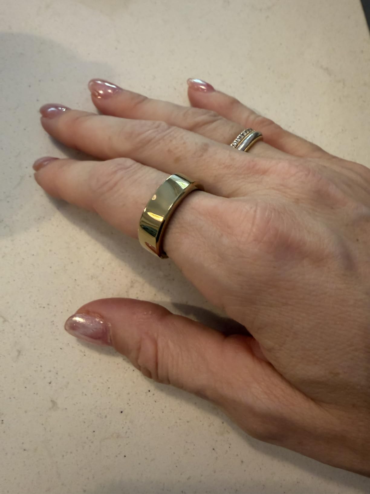 RingConn Gen 3 Smart Ring - Vascular Trends(Size 8, Royal Gold) customer photo 2