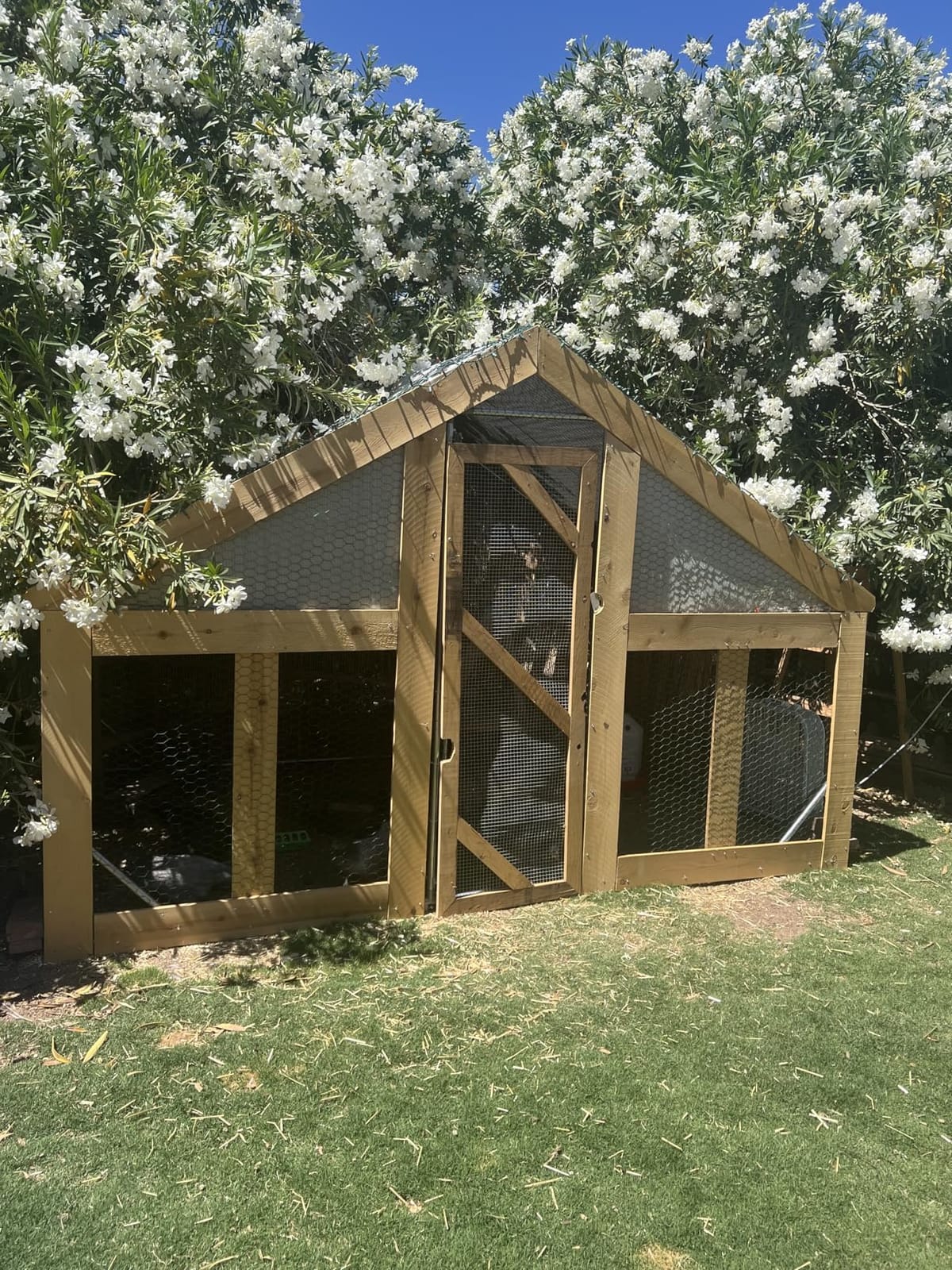 Metal Chicken Coop 7x6.6x6ft Walk-in Poultry Cage for 5-10 Chickens Chicken Run Hen Rabbit Duck House with Waterproof Cover for Outdoor Farm Use customer photo 1