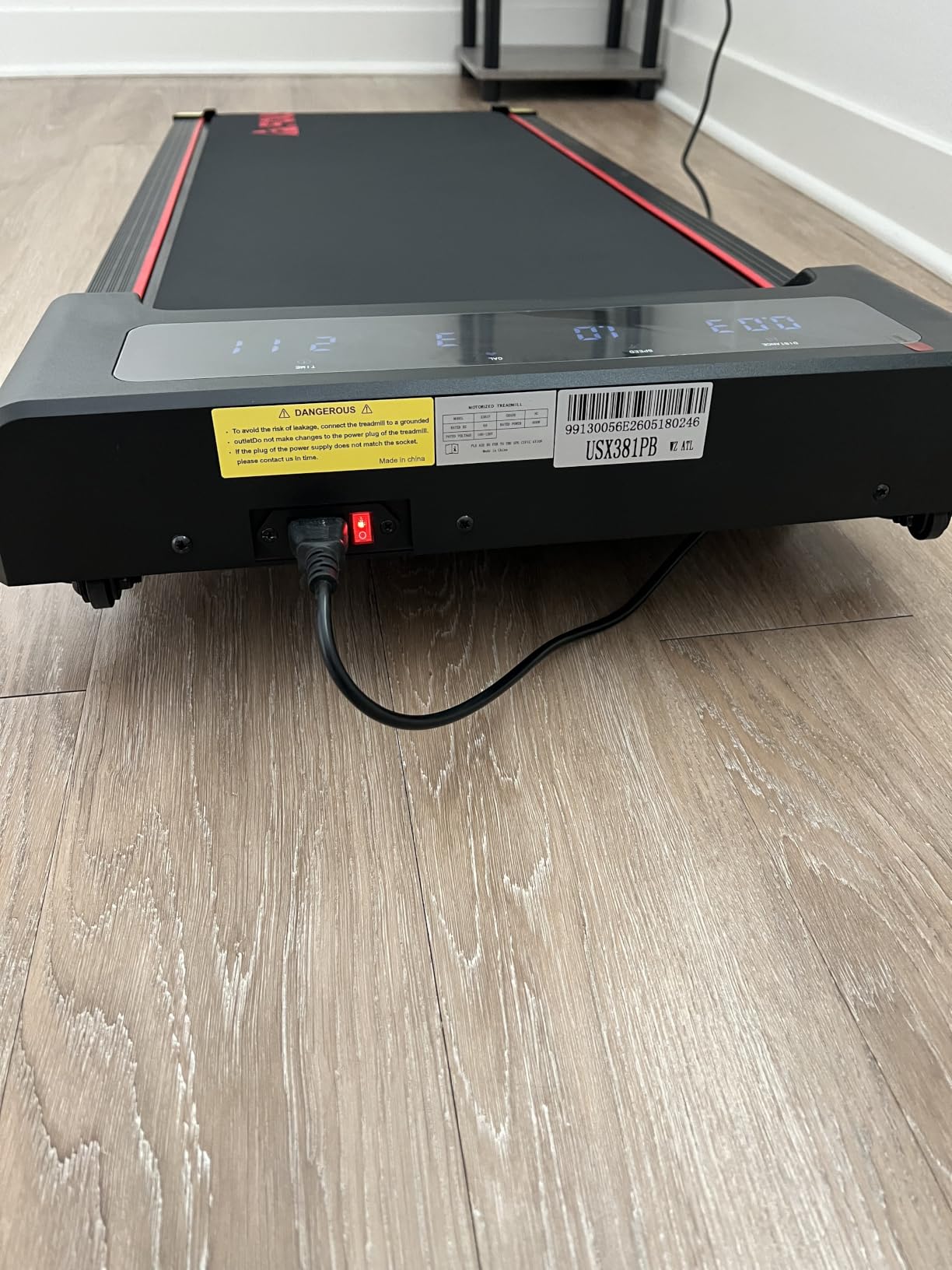 Walking Pad with Incline, FOUSAE 6.2MPH Walking Pad Under Desk Treadmill with 10% Incline, Full Screen LED Display, 2.75HP Brushless Drive, 12 HIIT Programs, Remote Control, 350 LBS Capacity customer photo 1