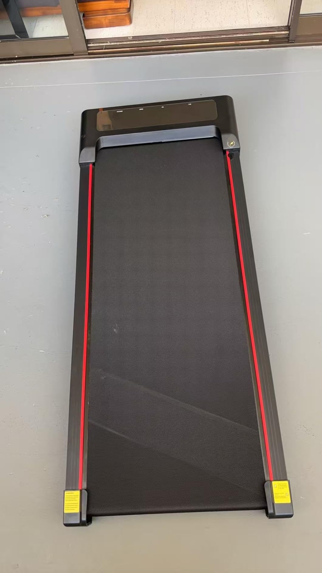Walking Pad with Incline, FOUSAE 6.2MPH Walking Pad Under Desk Treadmill with 10% Incline, Full Screen LED Display, 2.75HP Brushless Drive, 12 HIIT Programs, Remote Control, 350 LBS Capacity customer photo 2